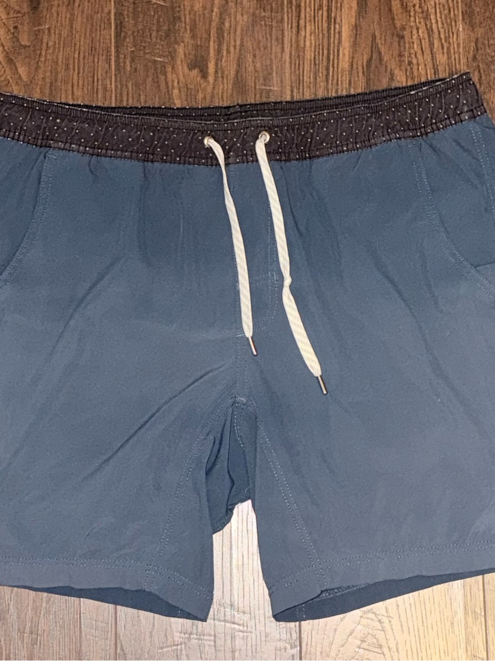 ⛔️ SOLD ⛔️ /// Men’s Kore Shorts - Lined 5" - Size Medium - Picture 4 of 7